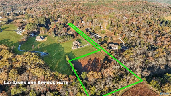 2637 CHAPEL HILL RD SW, DECATUR, AL 35603 - Image 9d25f623a0517b47be4b0c31ea5efb8a/2151767515