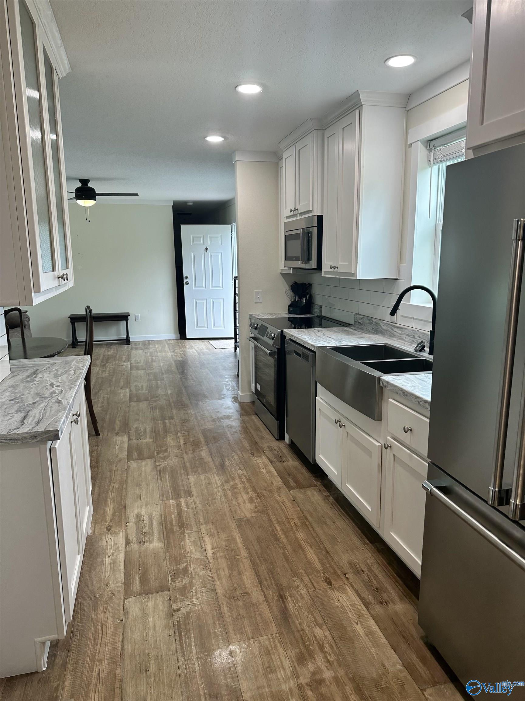 452 Jarrett Road, Hartselle, Alabama image 5