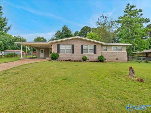 Homes For Sale - 1615 7th Avenue<br/> Decatur, AL 35601