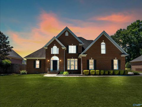 Homes For Sale - 2309 Mcnair Street<br/> Decatur, AL 35603