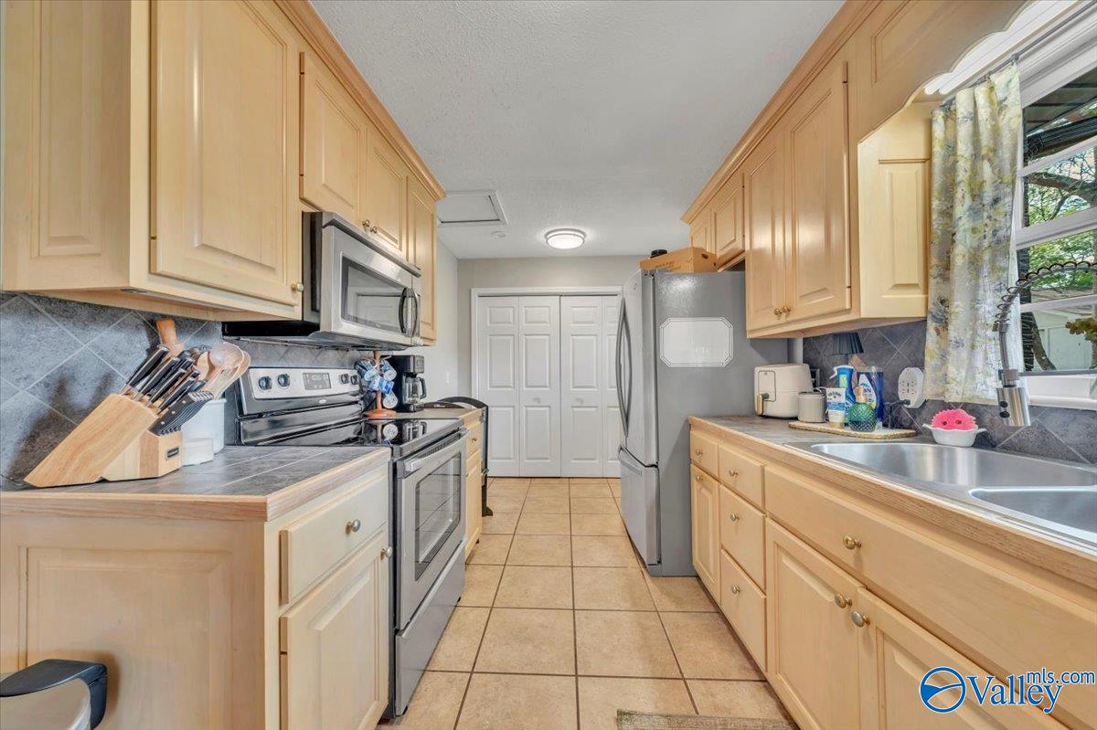 3812 Hopwood Avenue, Guntersville, Alabama image 30
