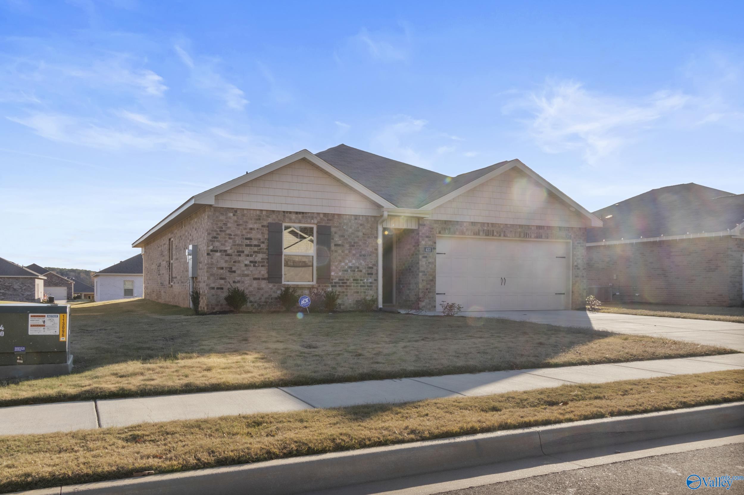 433 Jackson Point Circle, Huntsville, Alabama image 3