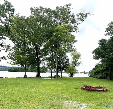 Photo of 40 Buttercup Drive 138-140 #138-140, Guntersville, AL 35976 (MLS # 21919224)