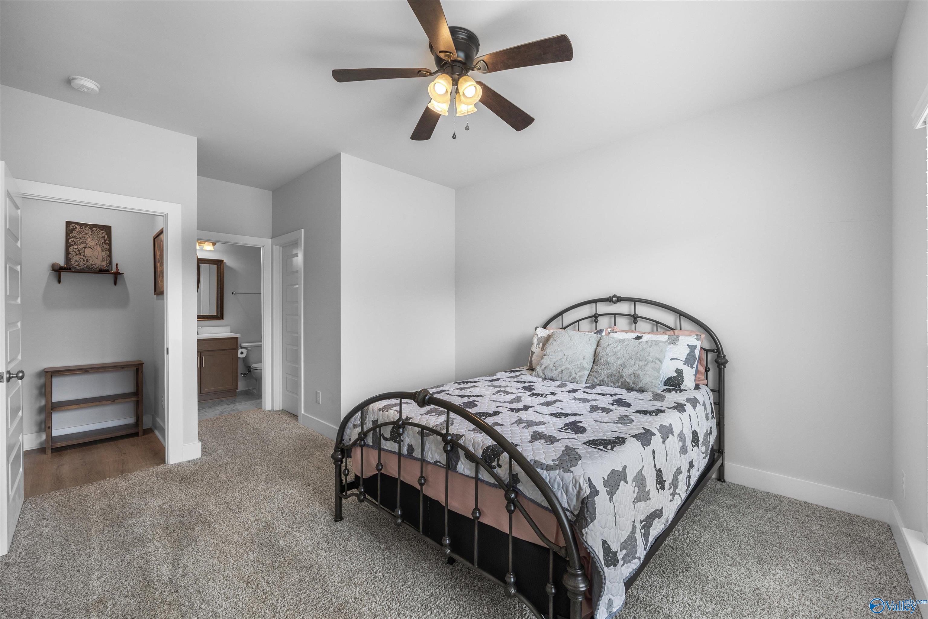 6026 Margie Collins Drive, Owens Cross Roads, Alabama image 20