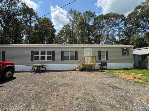 Mobile Home For Sale - 485 Jones Road<br/> Blountsville, AL 35031