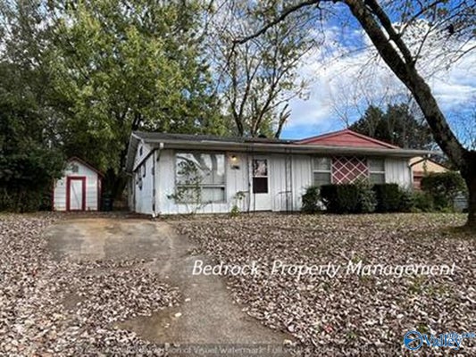 3210 YALE CIR NW, HUNTSVILLE, AL 35810 - Image 9e6a14ce8ef49178f6793e48e9e956c3/2339725433