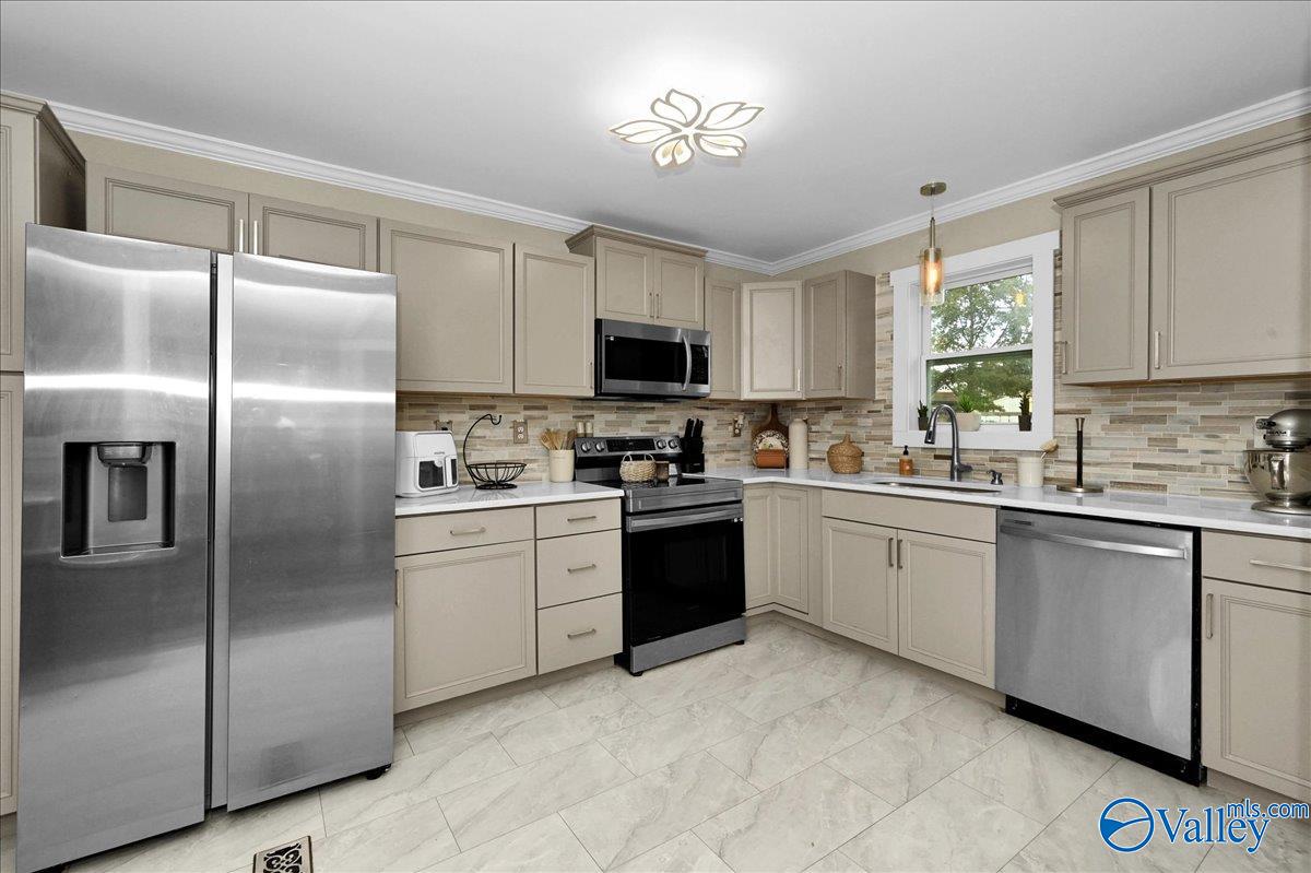 106 County Road 404