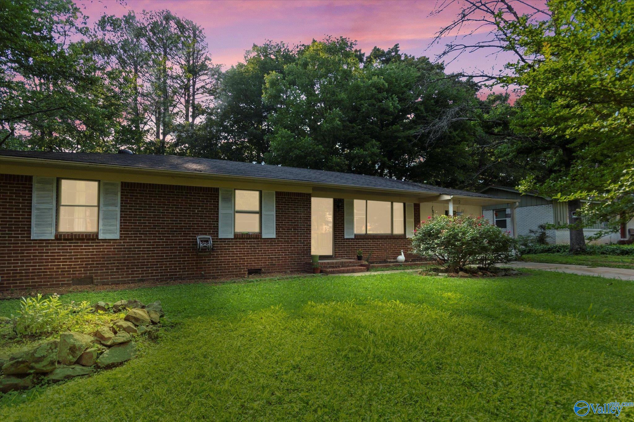 2603 Bonnie View Drive, Huntsville, Alabama image 1