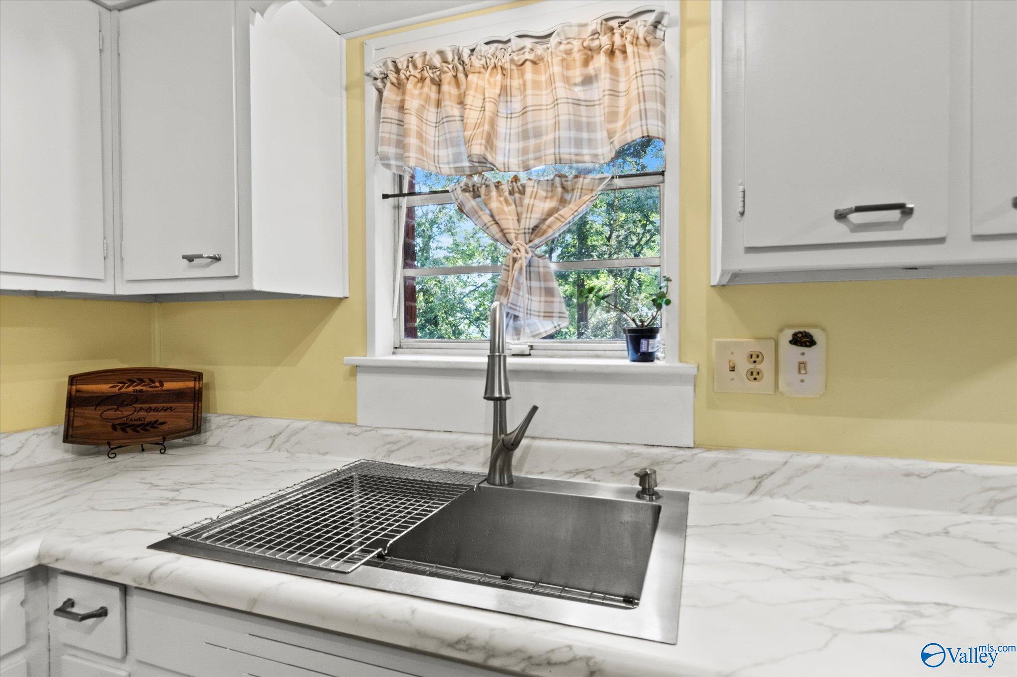 2603 Bonnie View Drive, Huntsville, Alabama image 7