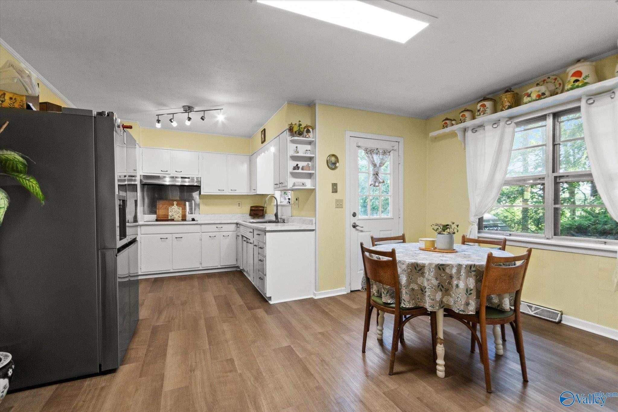 2603 Bonnie View Drive, Huntsville, Alabama image 9