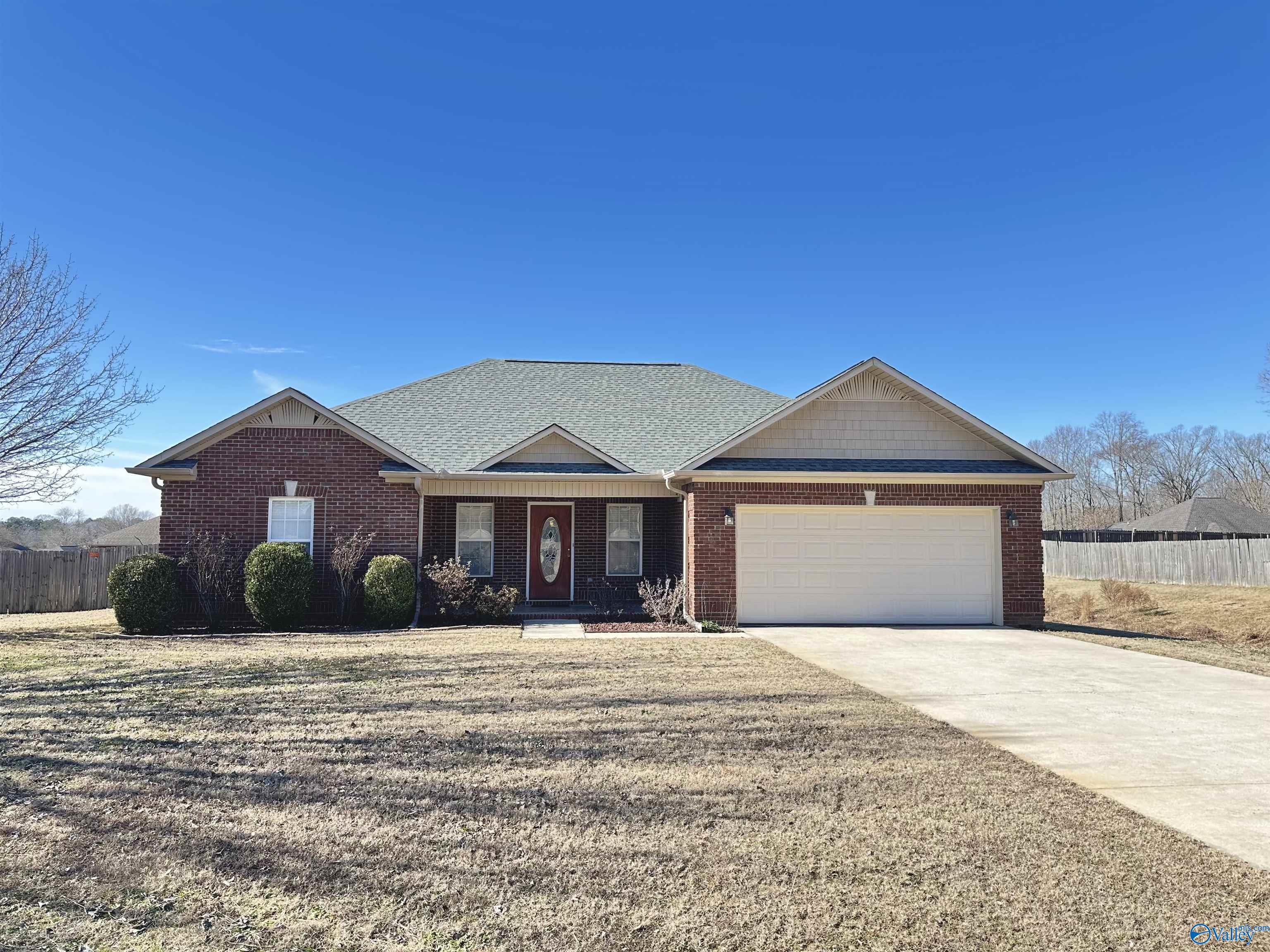 140 Kaylee Loop Road, Hartselle, Alabama image 1