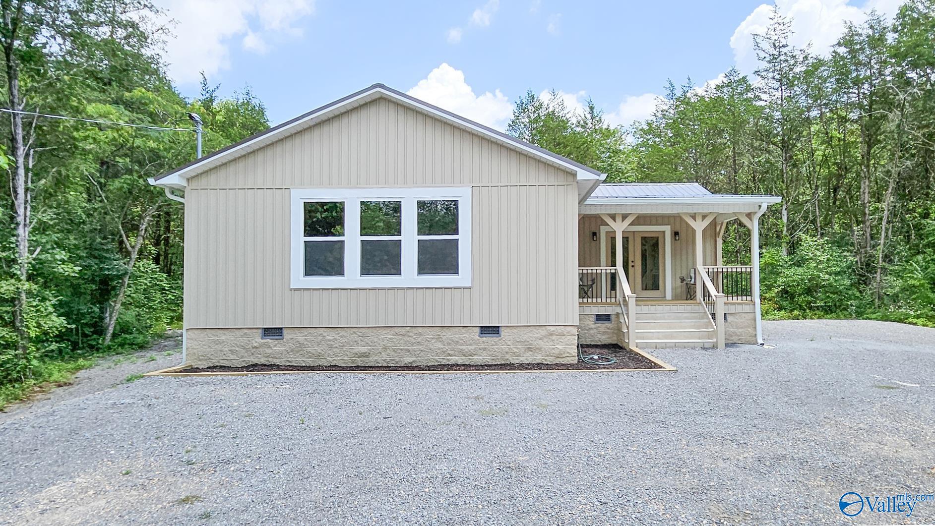 Woodville, Alabama 35776, United States, 2 Bedrooms Bedrooms, ,2 BathroomsBathrooms,Residential,Active,181007