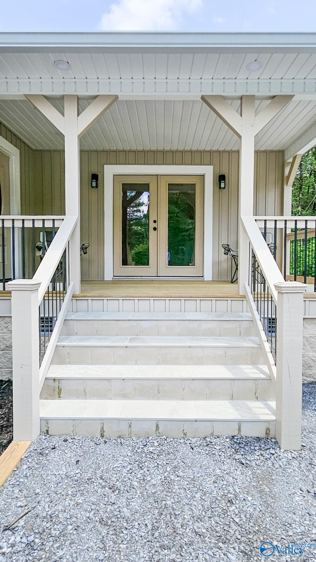 Woodville, Alabama 35776, United States, 2 Bedrooms Bedrooms, ,2 BathroomsBathrooms,Residential,Active,181007