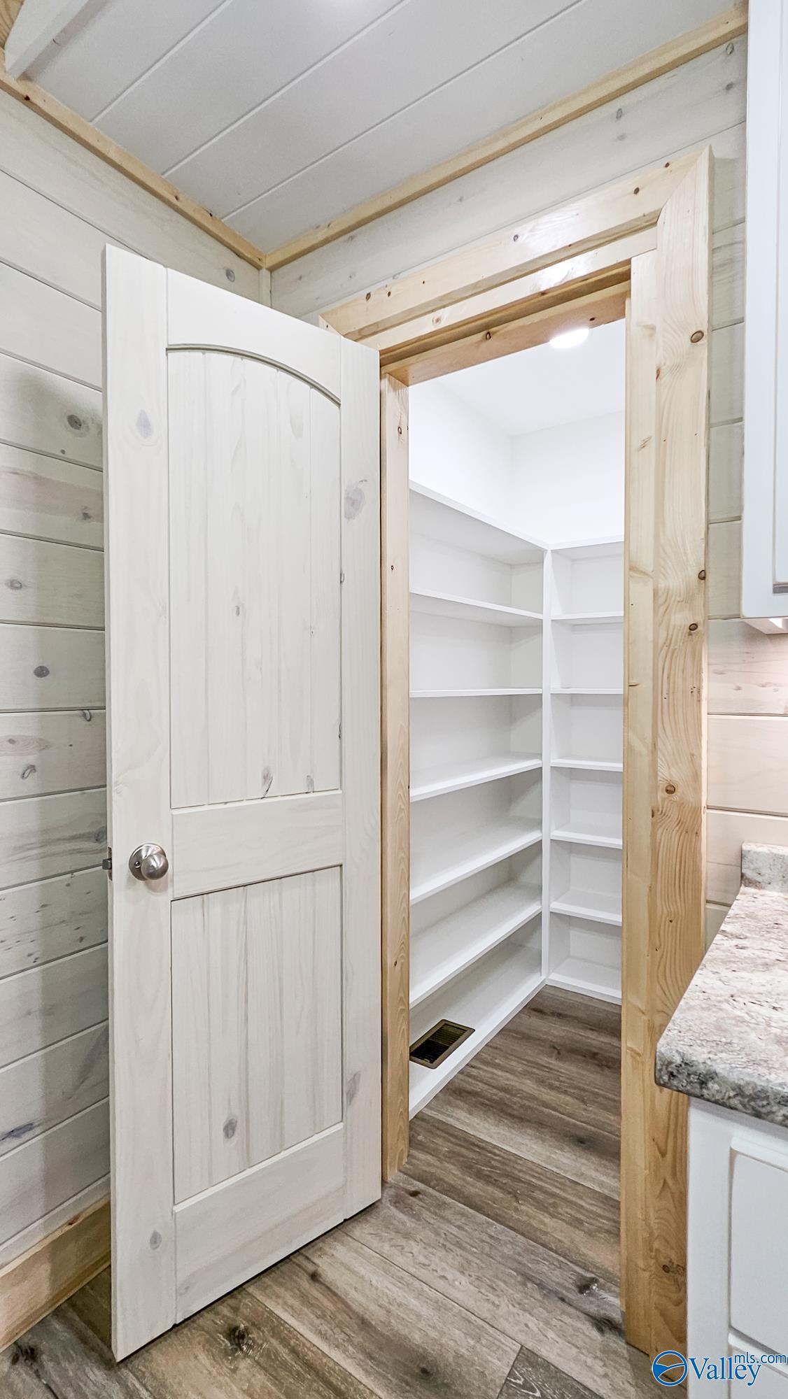 Woodville, Alabama 35776, United States, 2 Bedrooms Bedrooms, ,2 BathroomsBathrooms,Residential,Active,181007