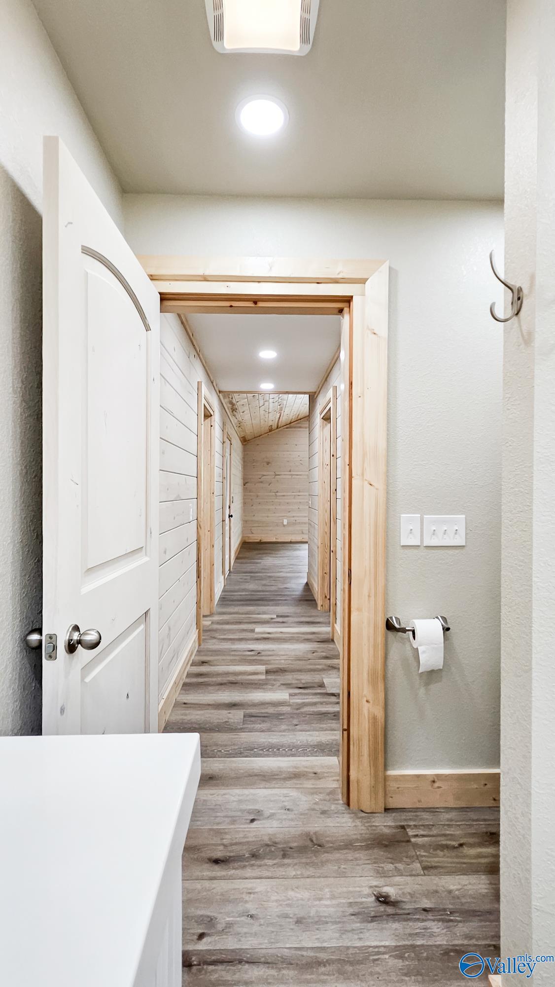 Woodville, Alabama 35776, United States, 2 Bedrooms Bedrooms, ,2 BathroomsBathrooms,Residential,Active,181007