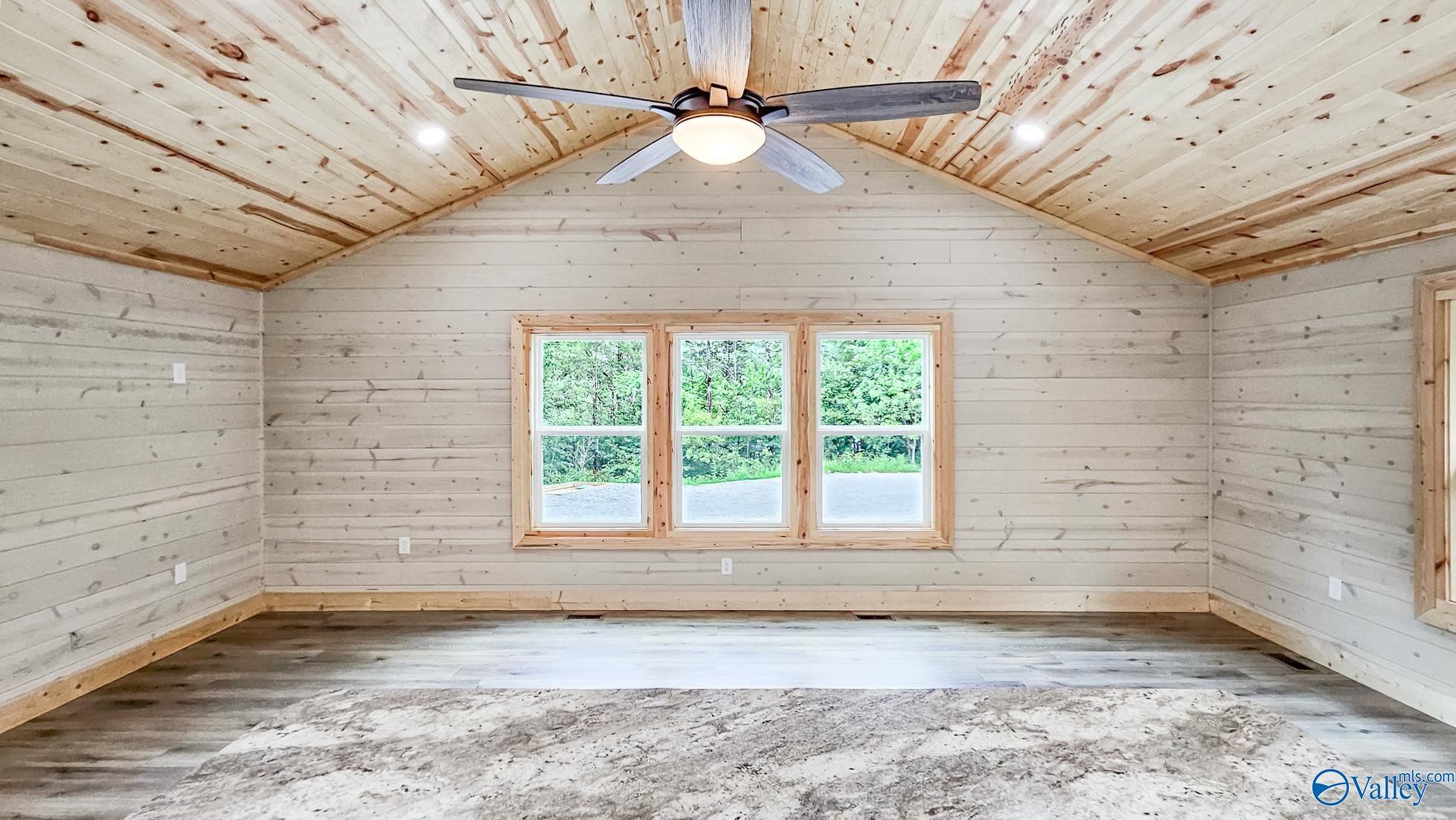 Woodville, Alabama 35776, United States, 2 Bedrooms Bedrooms, ,2 BathroomsBathrooms,Residential,Active,181007