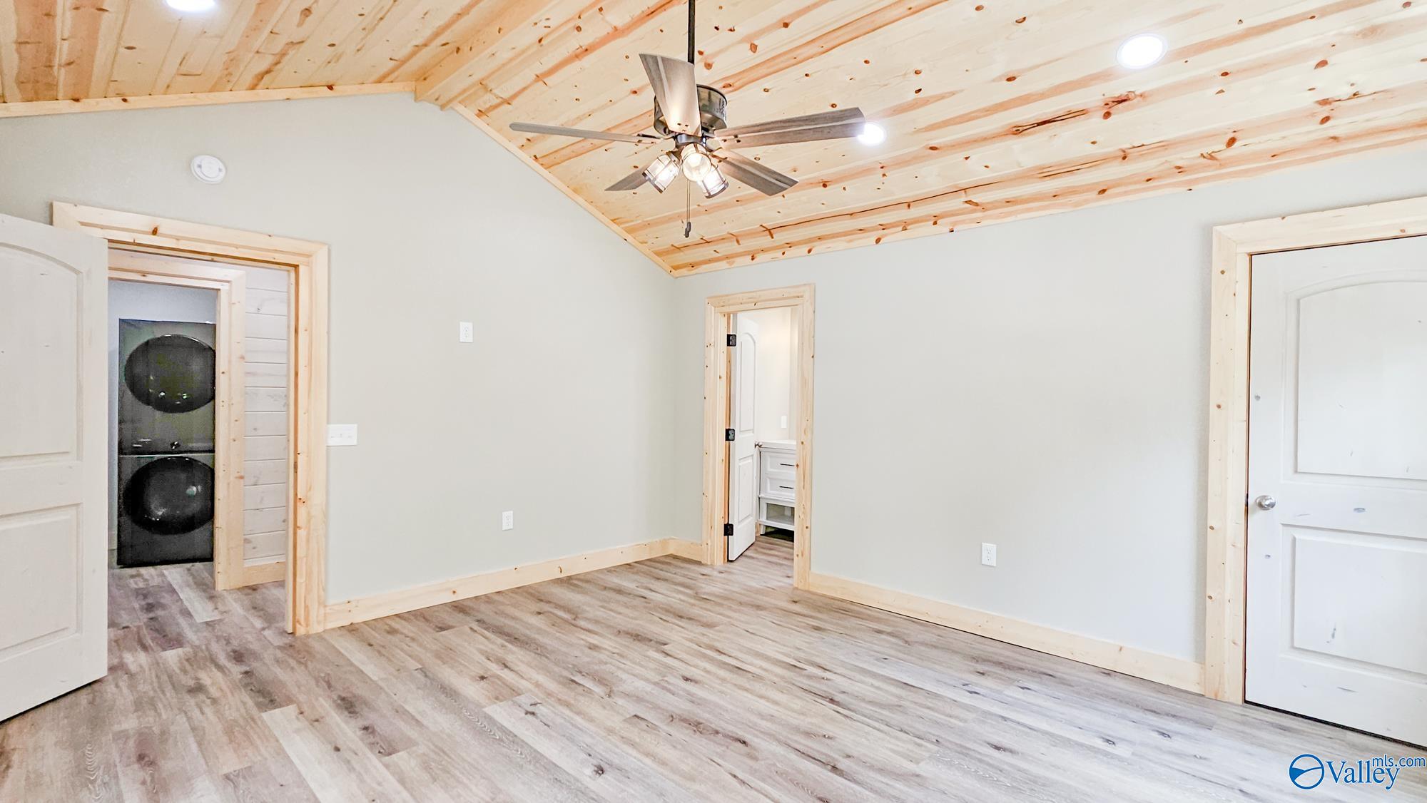 Woodville, Alabama 35776, United States, 2 Bedrooms Bedrooms, ,2 BathroomsBathrooms,Residential,Active,181007