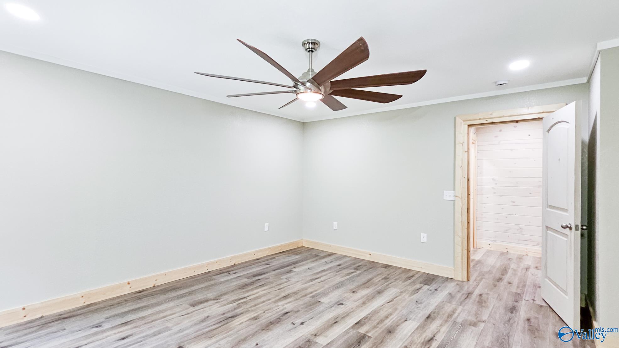 Woodville, Alabama 35776, United States, 2 Bedrooms Bedrooms, ,2 BathroomsBathrooms,Residential,Active,181007