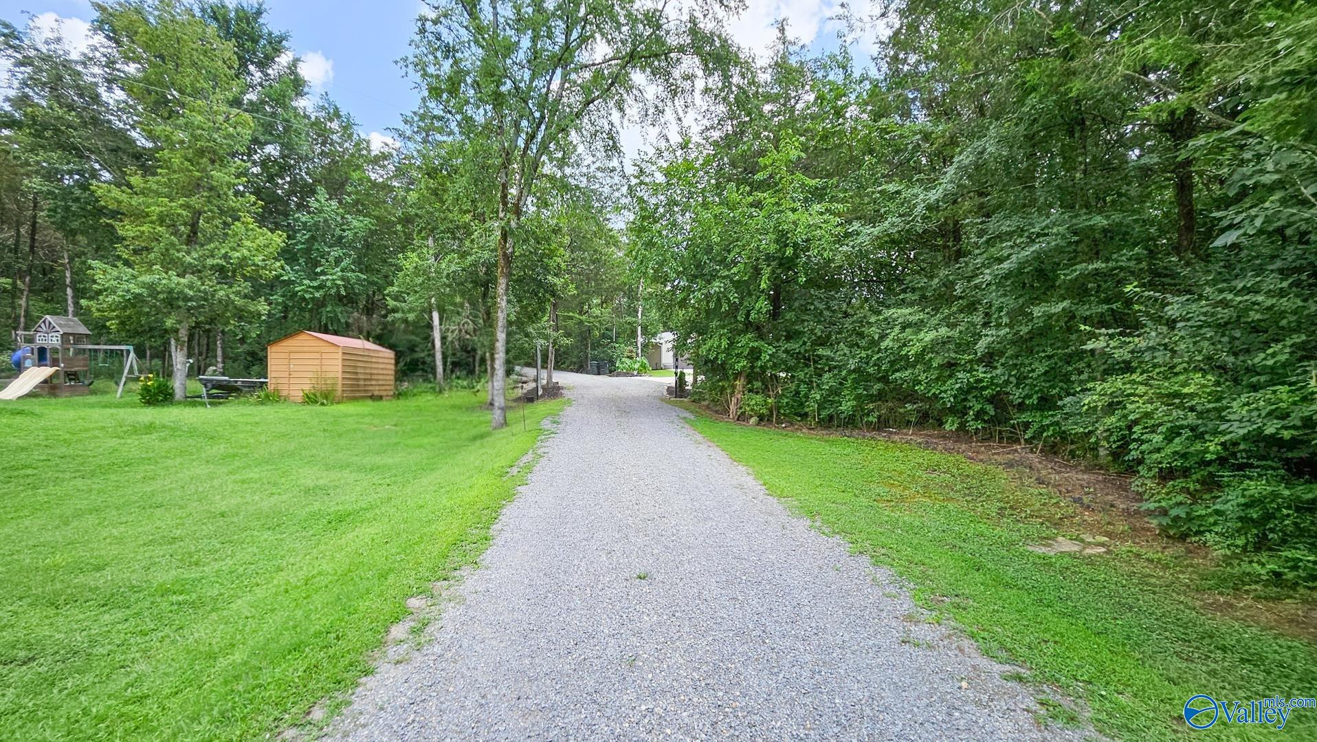 Woodville, Alabama 35776, United States, 2 Bedrooms Bedrooms, ,2 BathroomsBathrooms,Residential,Active,181007