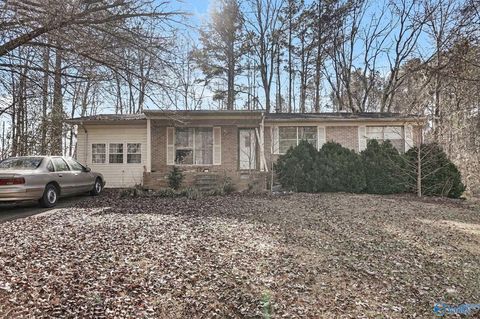 Apartment For Sale - 1911 34th Street<br/> Haleyville, AL 35565