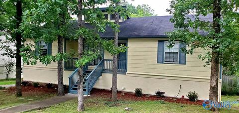 Homes For Rent - 13111 Chaney Thompson Road<br/> Huntsville, AL 35803