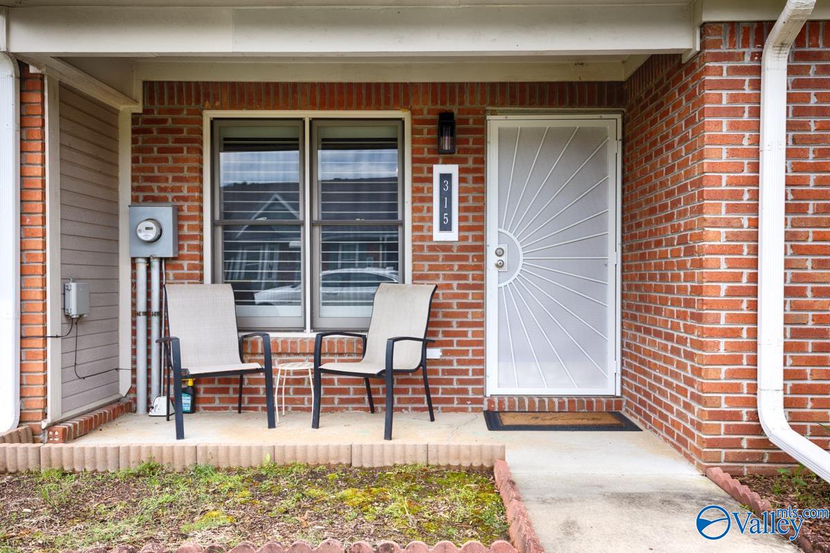315 Woodridge Drive, Decatur, Alabama image 4