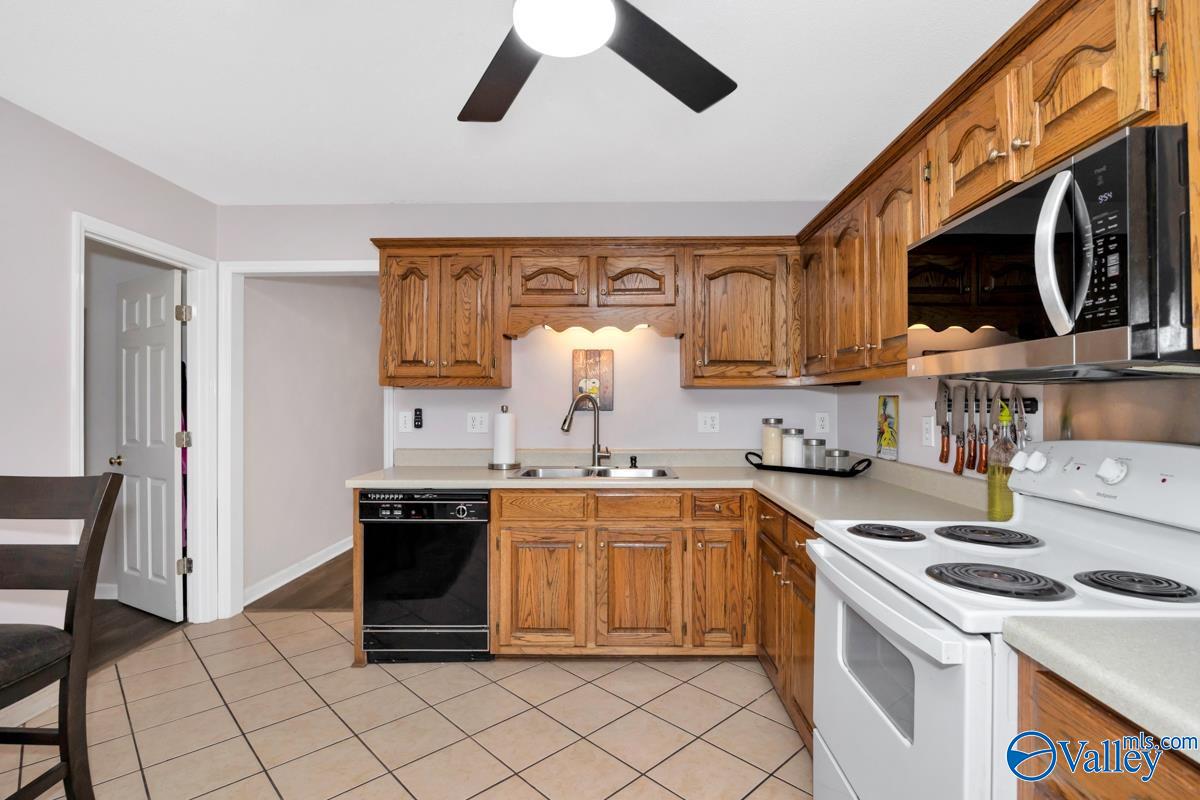 315 Woodridge Drive, Decatur, Alabama image 25