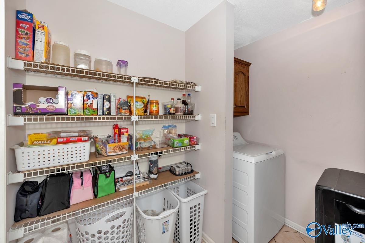 315 Woodridge Drive, Decatur, Alabama image 20