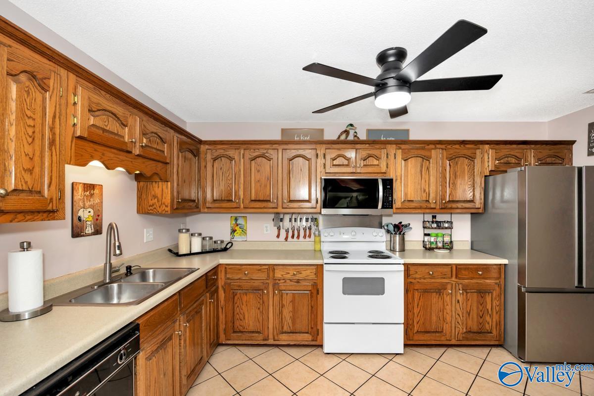 315 Woodridge Drive, Decatur, Alabama image 27