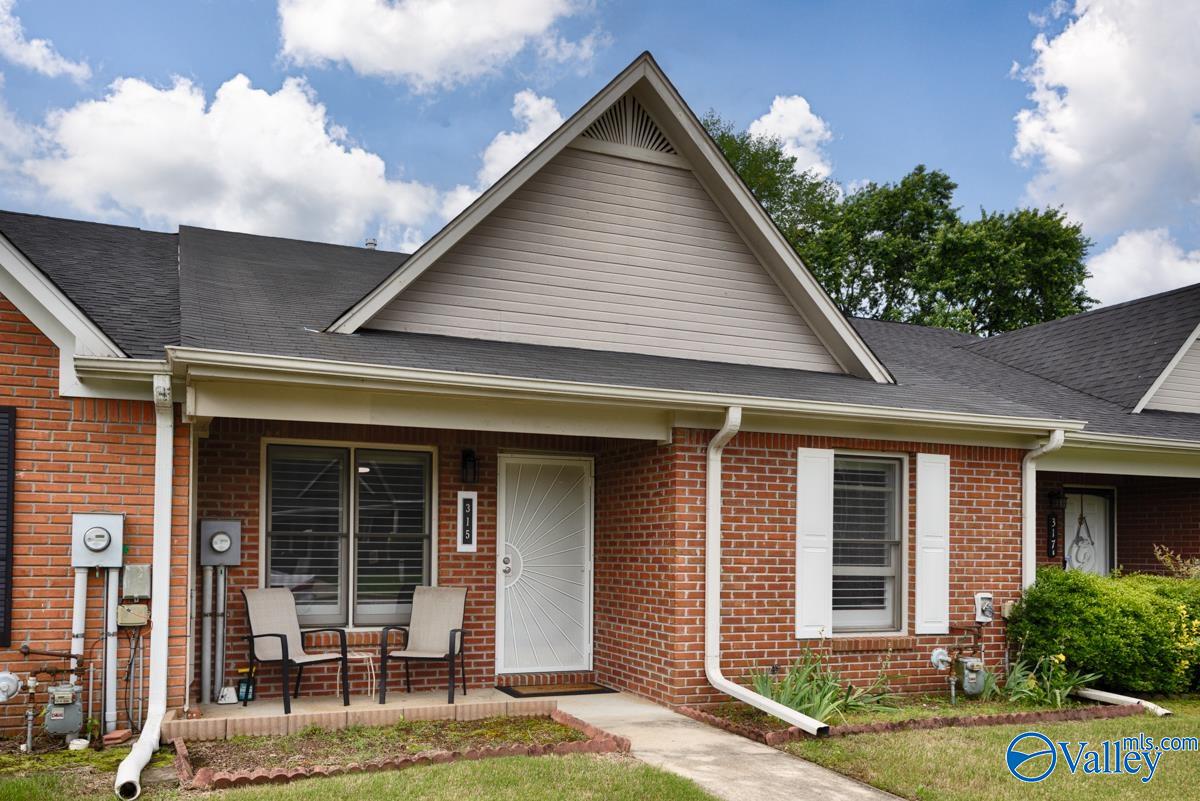315 Woodridge Drive, Decatur, Alabama image 3