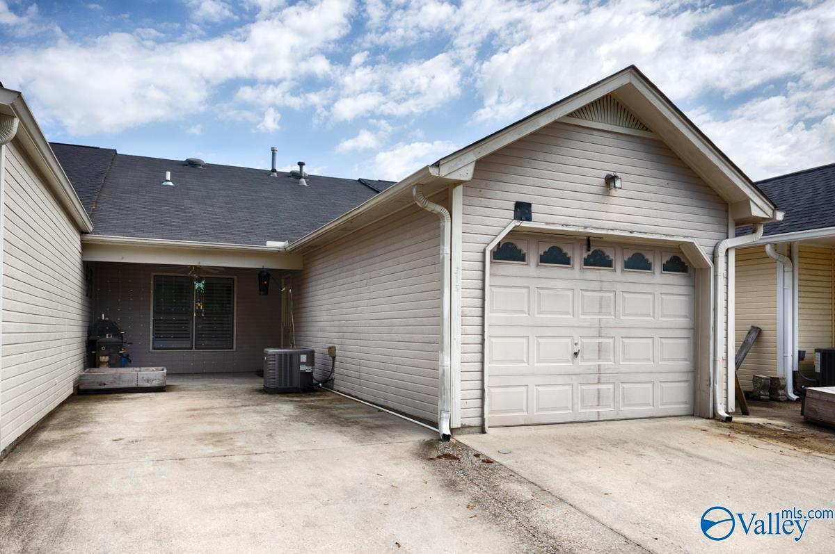 315 Woodridge Drive, Decatur, Alabama image 32