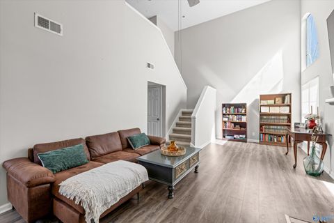 Condo For Sale - 1039 Stones Throw Drive #5<br/> Huntsville, AL 35806