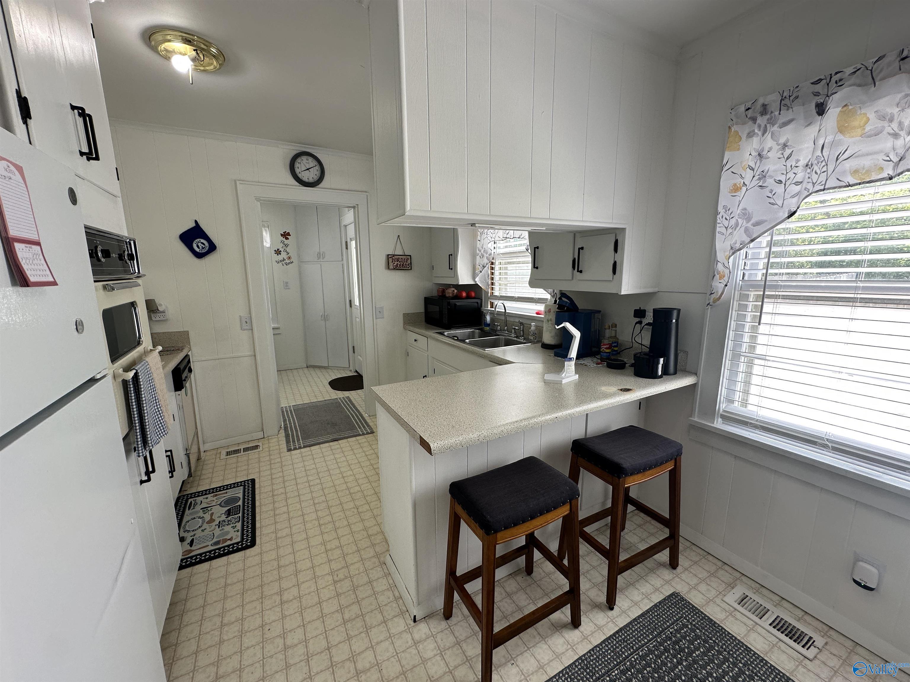 606 N Main Street, Arab, Alabama image 7