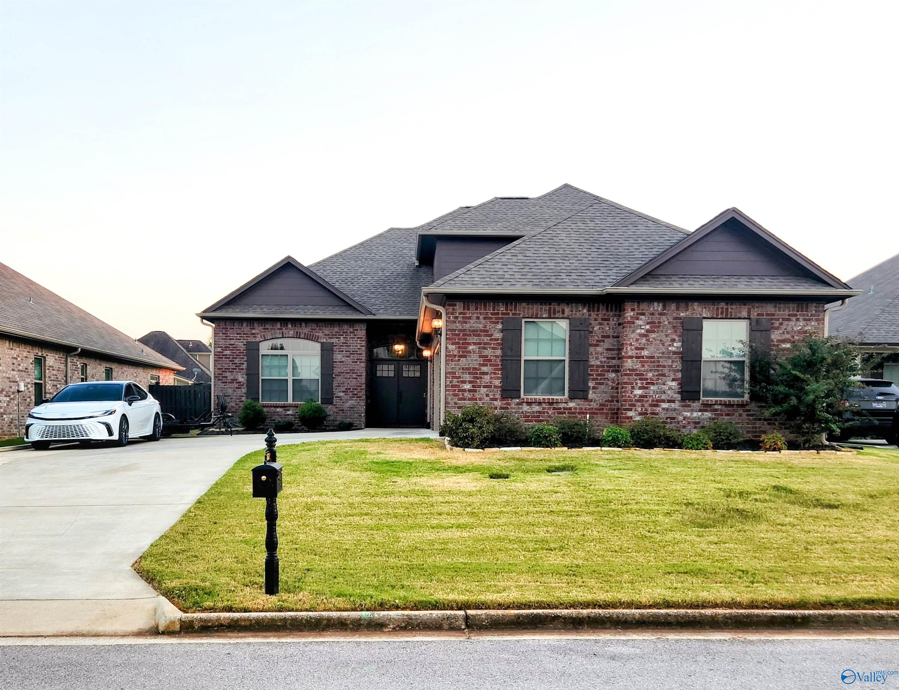 24219 Beacon Circle, Athens, Alabama image 3