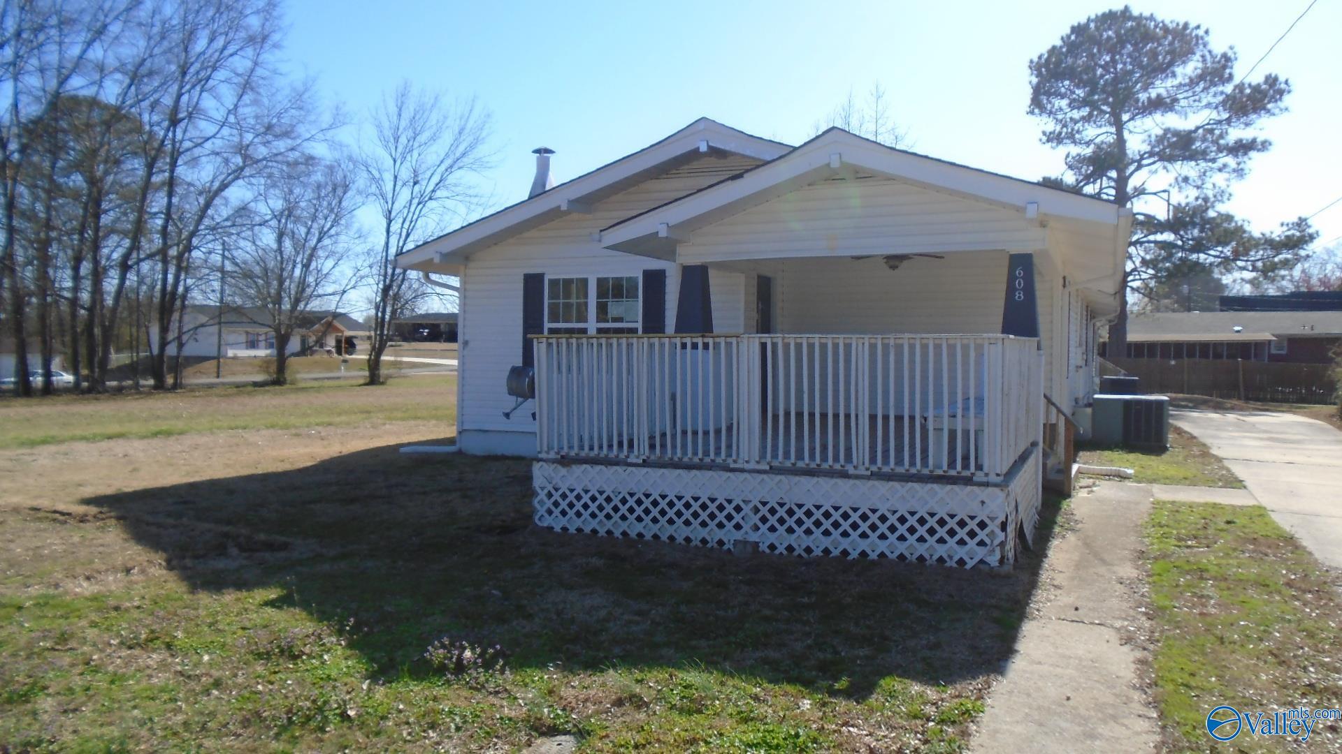 608 10th Avenue, Attalla, Alabama image 1