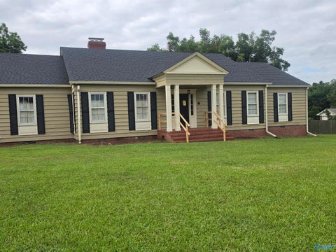 Homes For Sale - 616 East Main Street<br/> Albertville, AL 35960