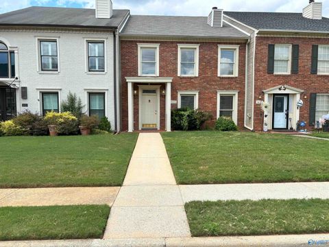 Townhouse For Sale - 1623 River Bend Place<br/> Morgan County, Decatur, AL 35601