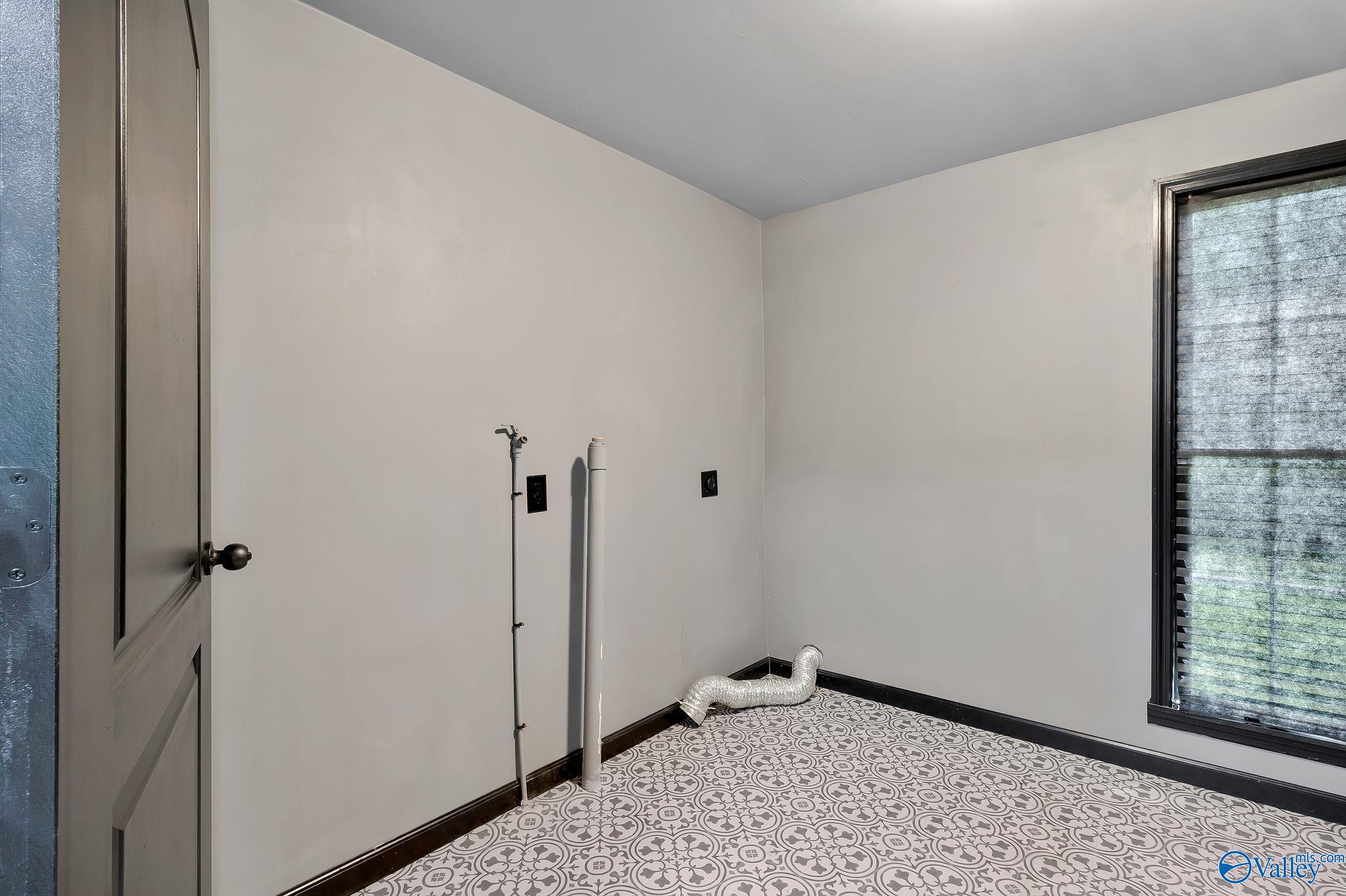713 W Washington Street, Athens, Alabama image 19