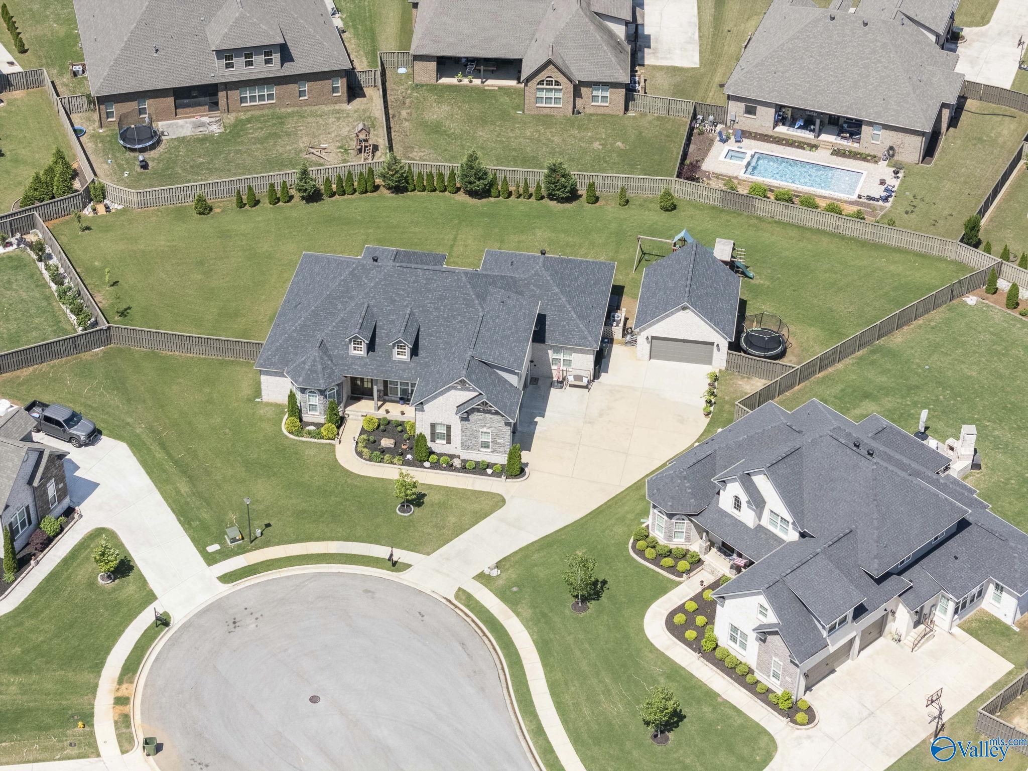 8008 Farm Meadow Drive, Owens Cross Roads, Alabama image 35