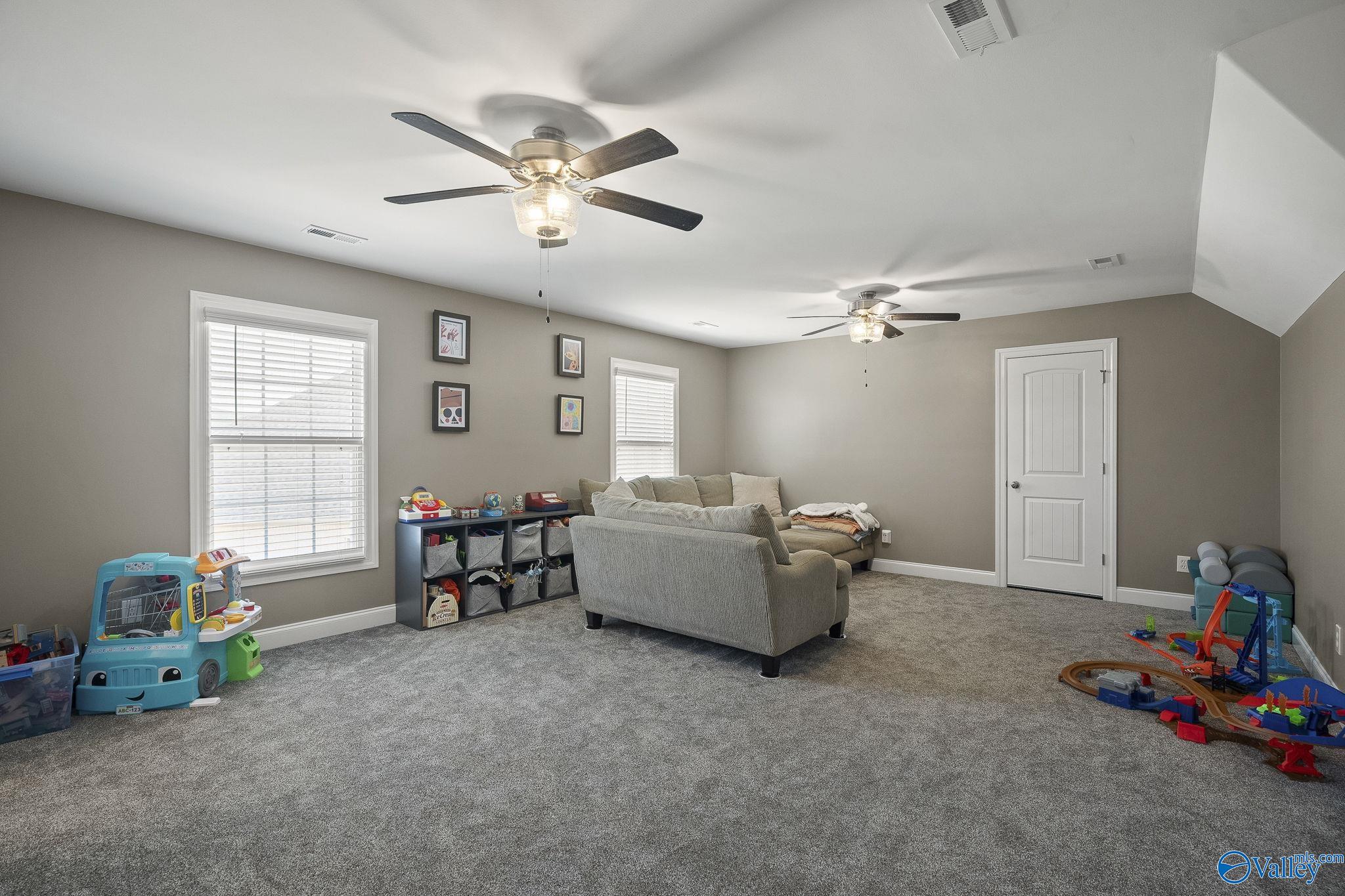 8008 Farm Meadow Drive, Owens Cross Roads, Alabama image 20