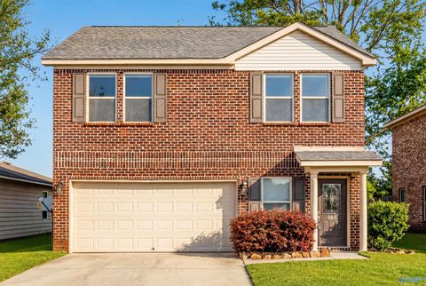 Photo of 165 Sedgewick Drive, Owens Cross Roads, AL 35763 (MLS # 21905570)