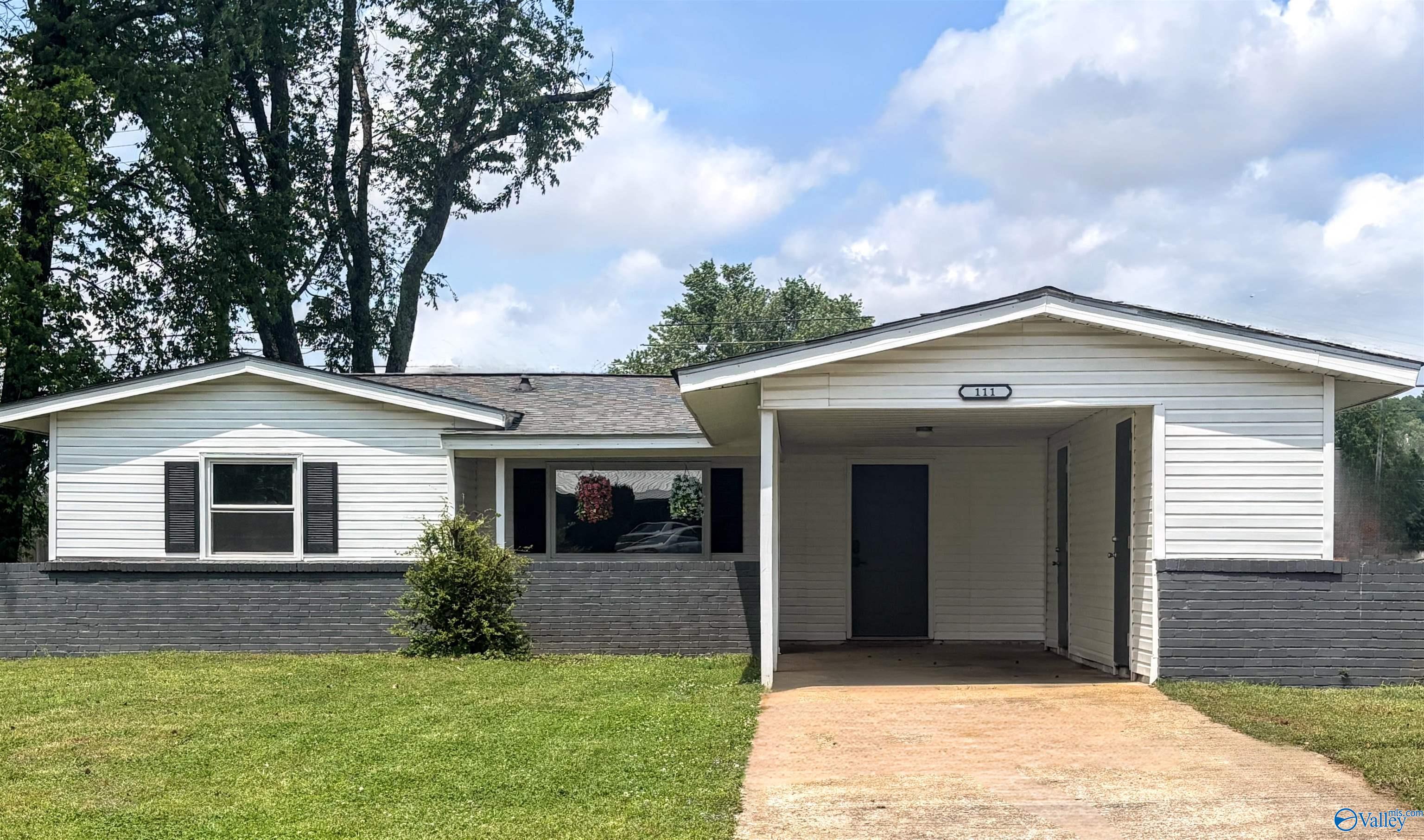 111 Whitney Avenue, Huntsville, Alabama image 1