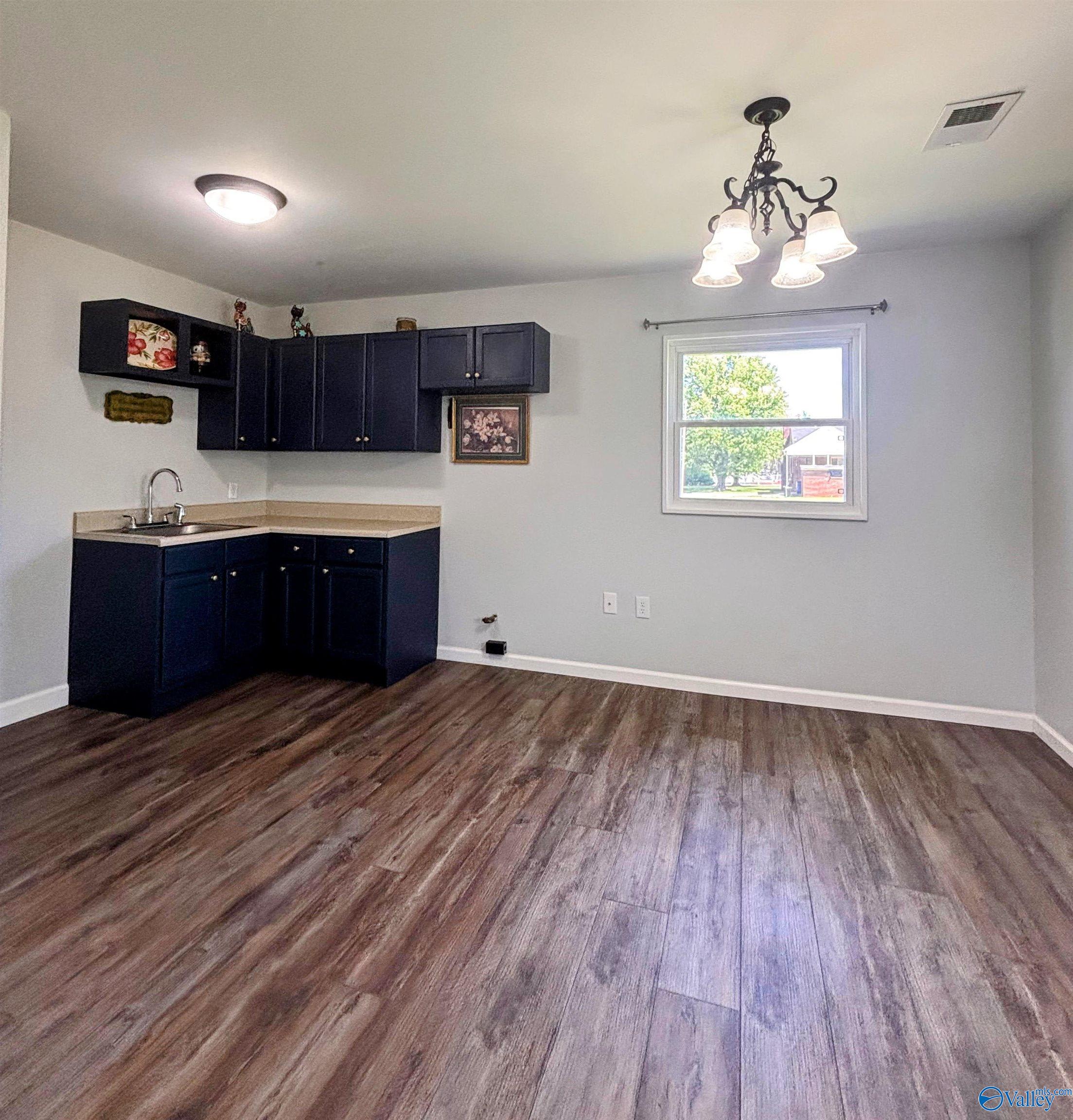 111 Whitney Avenue, Huntsville, Alabama image 6