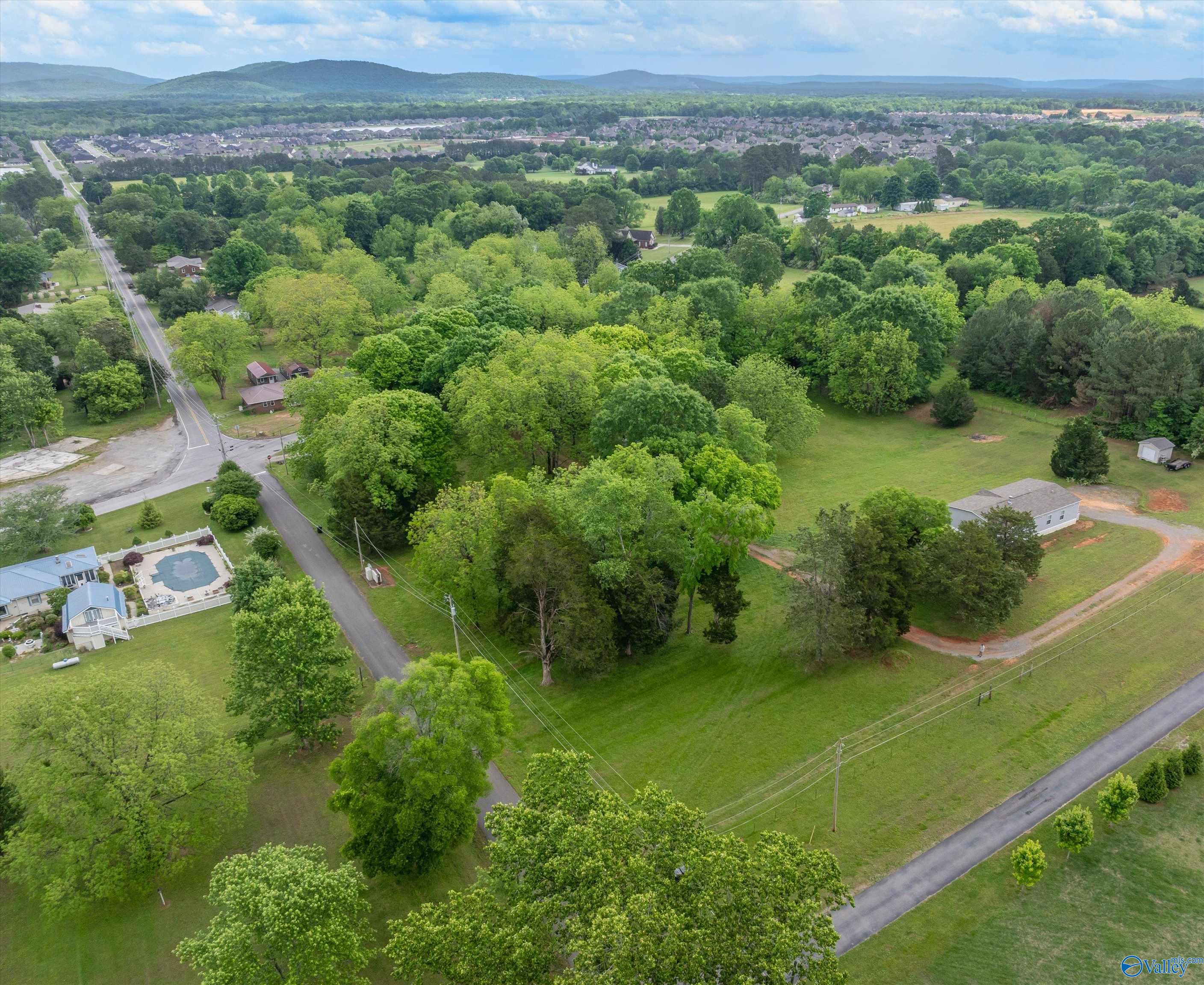 1 Acre Walter Bird Drive, Owens Cross Roads, Alabama image 4