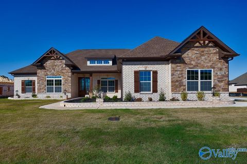 Apartment For Sale - 13786 Goff Drive<br/> Limestone County, Athens, AL 35611