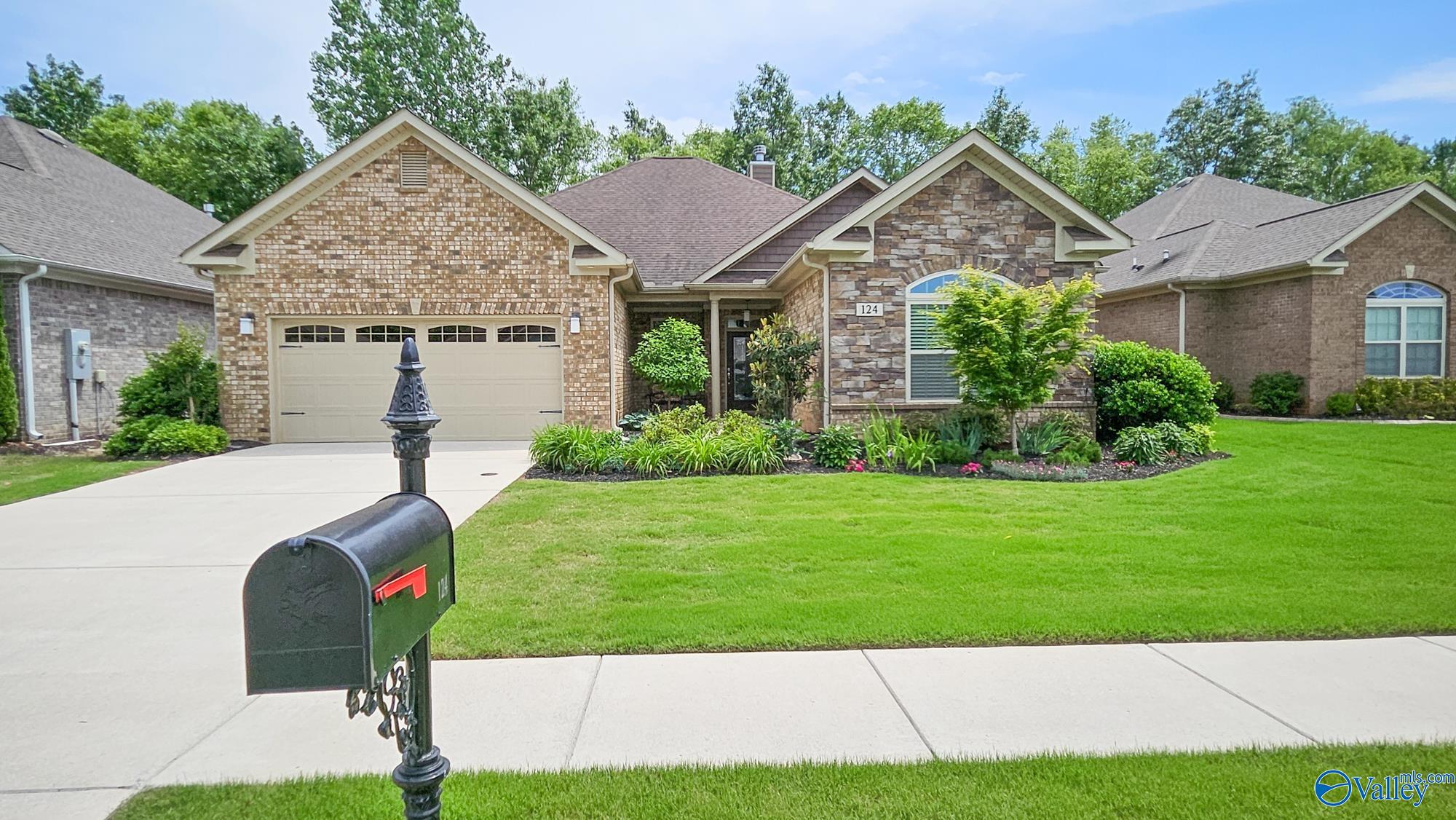 124 Summer Walk Lane, Harvest, Alabama image 2