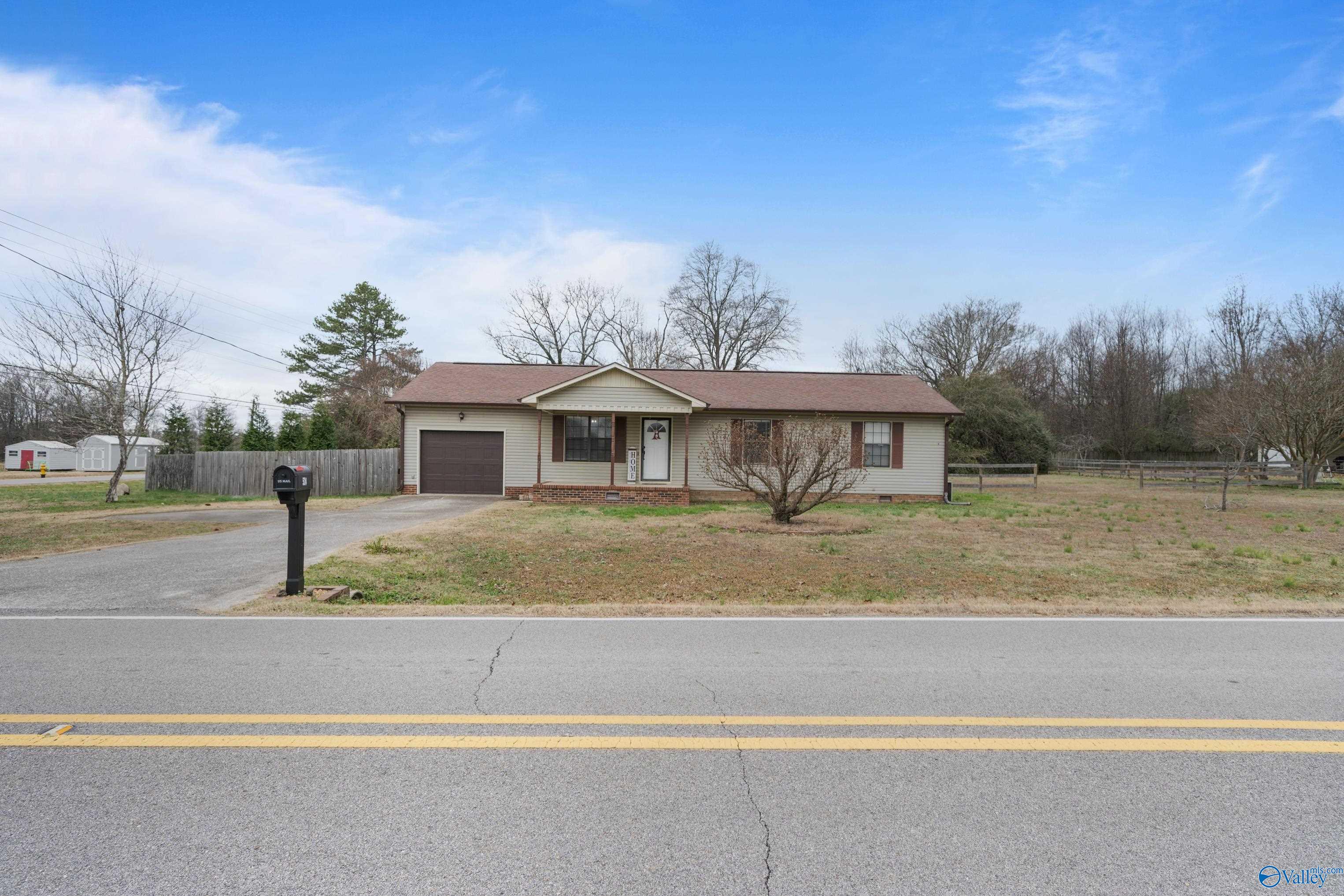 524 Monroe Nunley Road, Toney, Alabama image 2