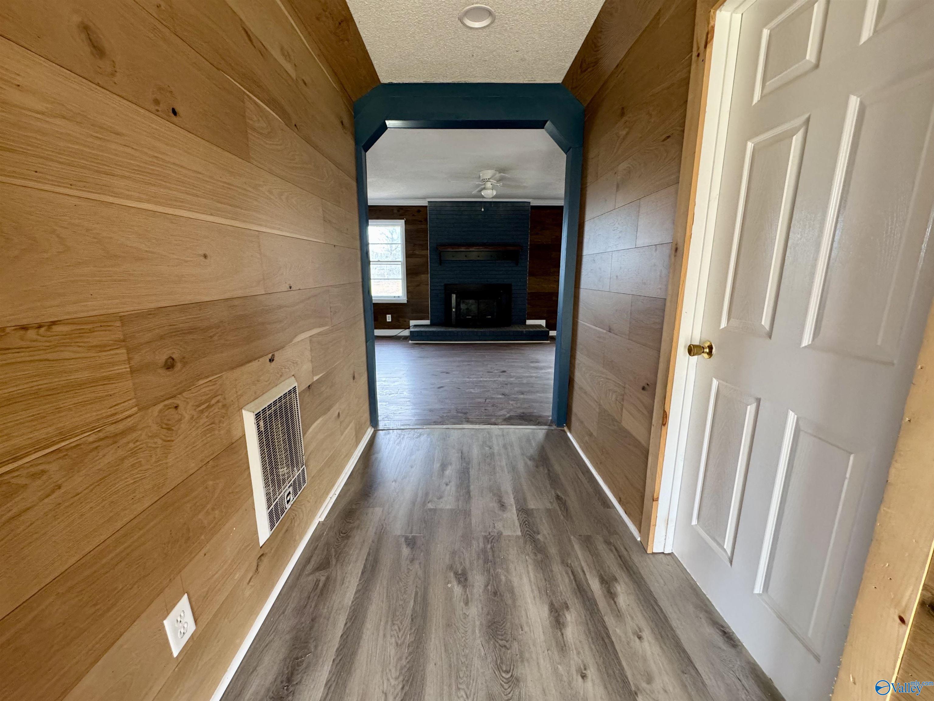 13545 New Cut Road, Athens, Alabama image 3