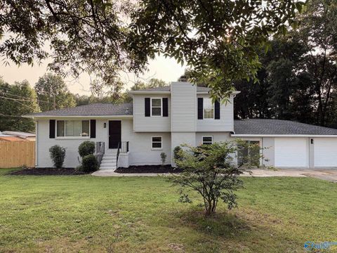 Homes For Sale - 1684 Carroll Road<br/> Harvest, AL 35749