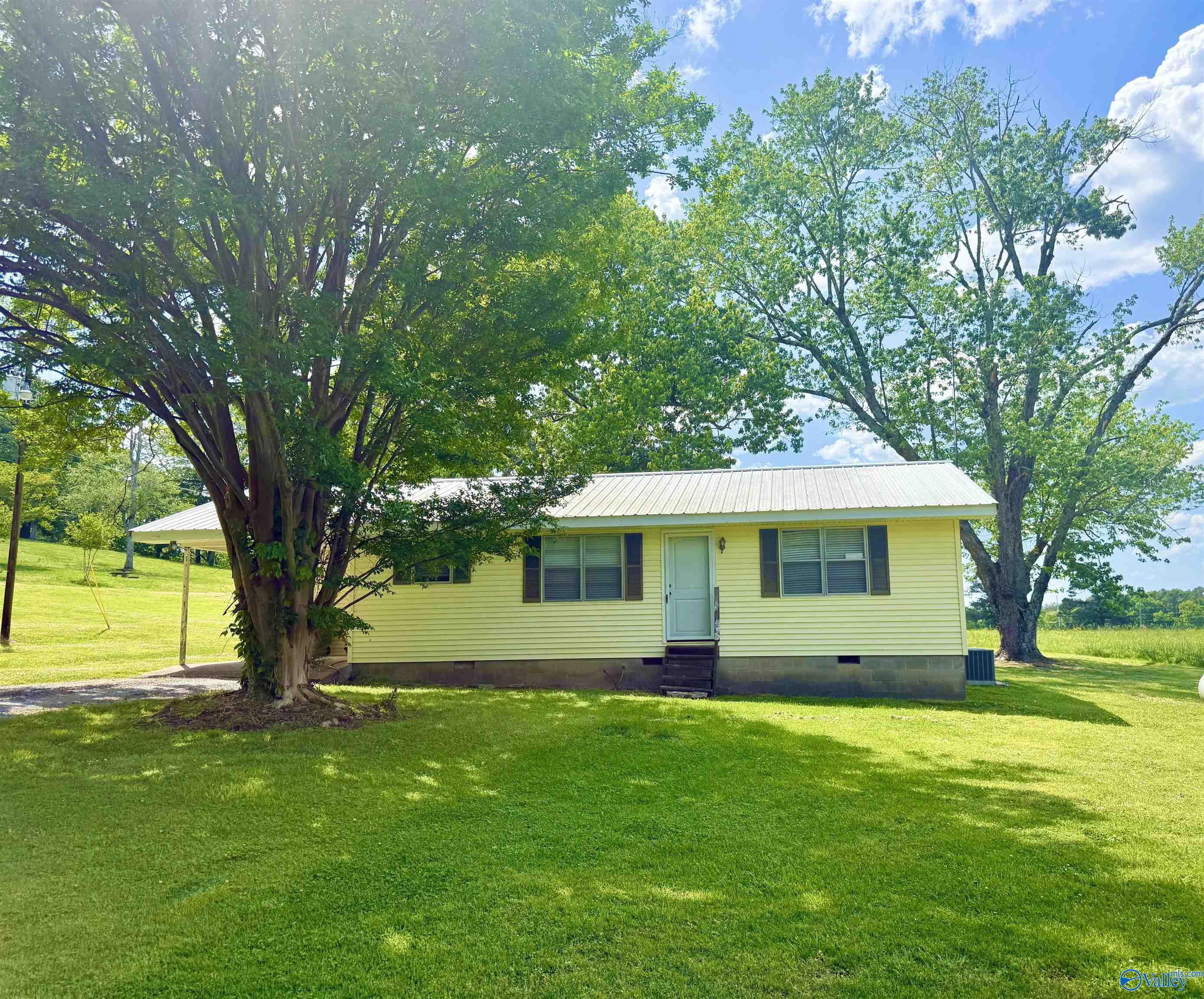 4998 County Road 196